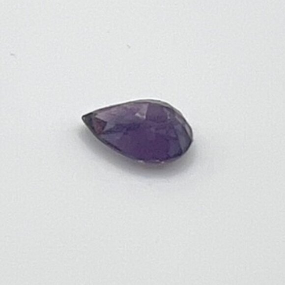 10.99 x 7.69 mm Pear Shaped Purple Spinel Gemstone - Picture 4 of 4